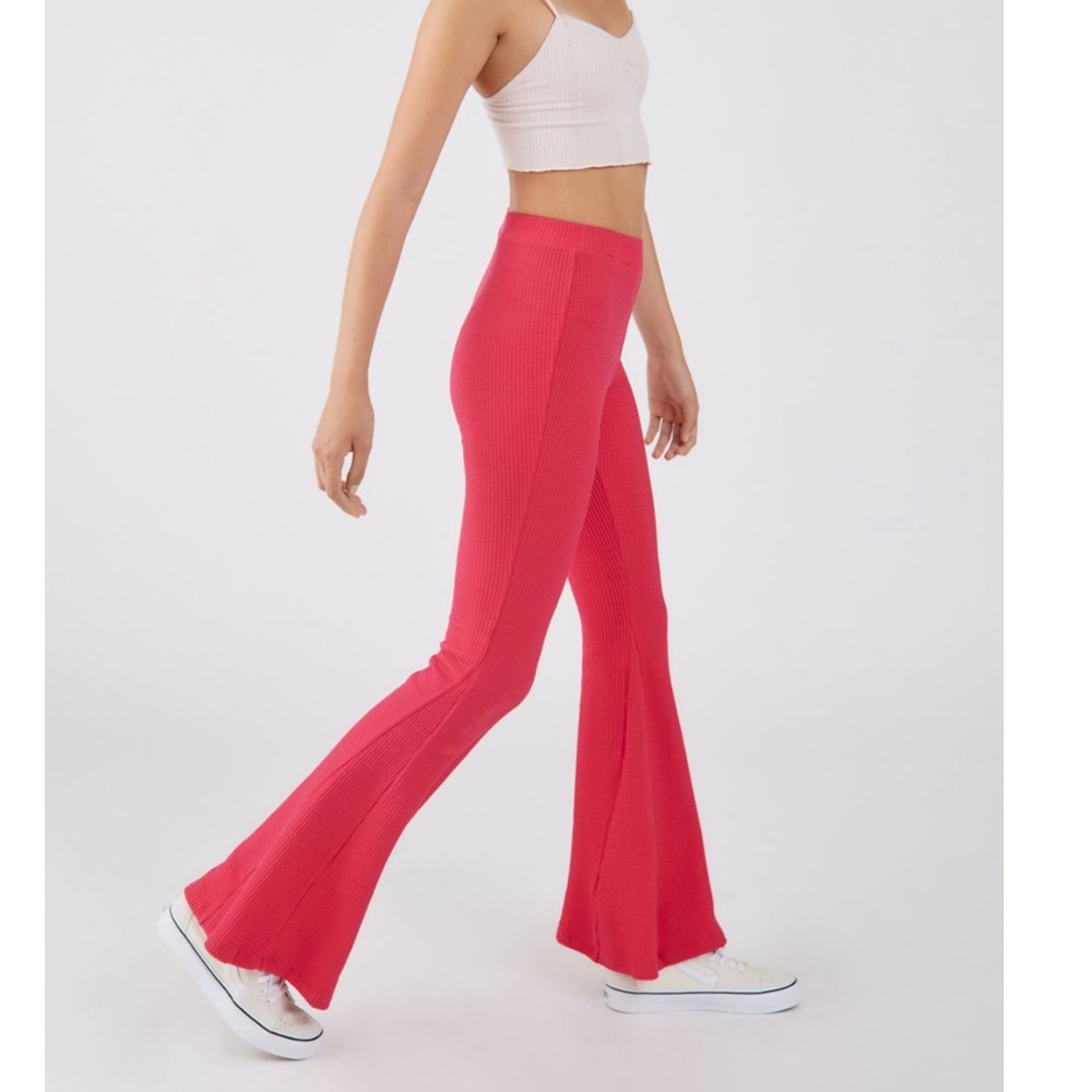 NWT UO Ribbed Flare Stretch Pants in Berry